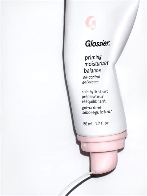 glossier priming moisturizer oily skin.